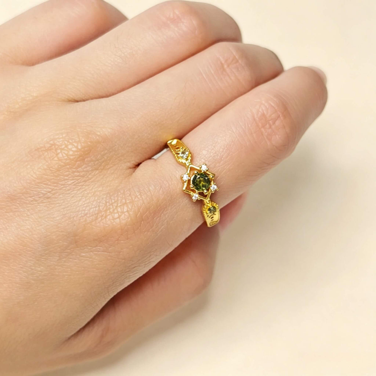 Vintage Copper Adjustable Open Ring with Green Inlaid Stone, Dainty Carved Band Ring for Women