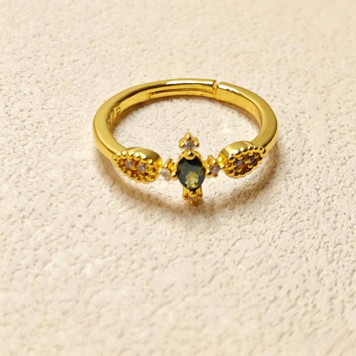 vintage ring,floral ring,green cubic zirconia ring,adjustable ring,copper ring,dainty ring,stackable ring,cocktail ring,women jewelry,boho jewelry,wholesale jewelry