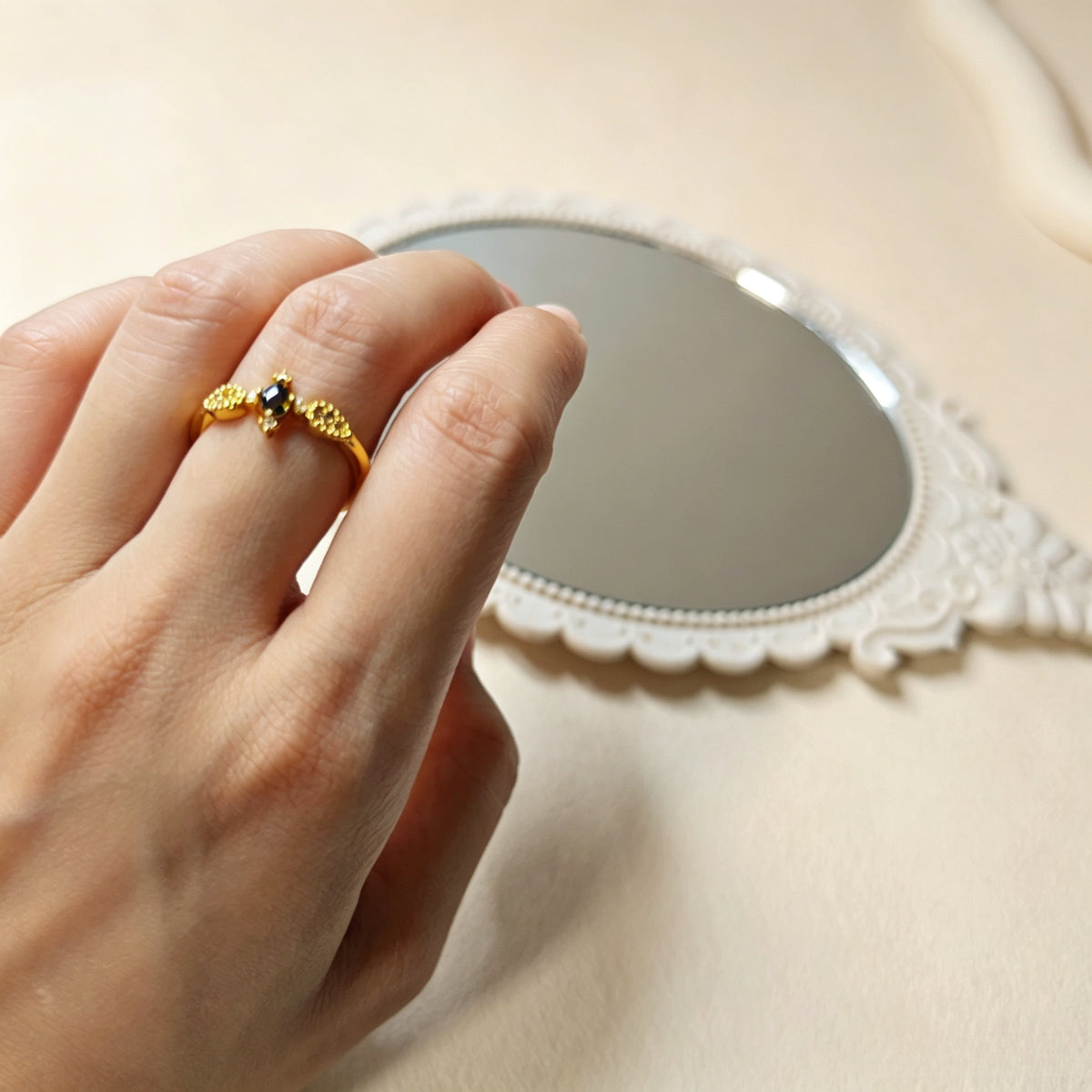 Vintage floral adjustable gold copper ring with oval green cubic zirconia, dainty stackable cocktail ring for women daily wear